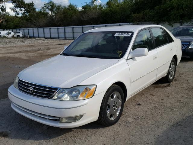 4T1BF28B34U359281 - 2004 TOYOTA AVALON XL WHITE photo 2