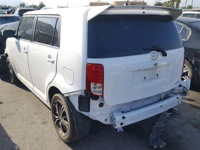 JTLZE4FE1FJ077468 - 2015 TOYOTA SCION XB Biały zdjęcie 3