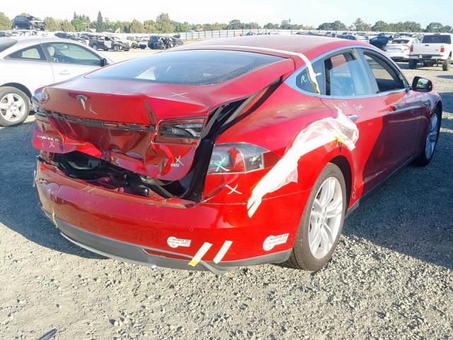 5YJSA1CN5DFP26401 - 2013 TESLA MODEL S RED photo 4