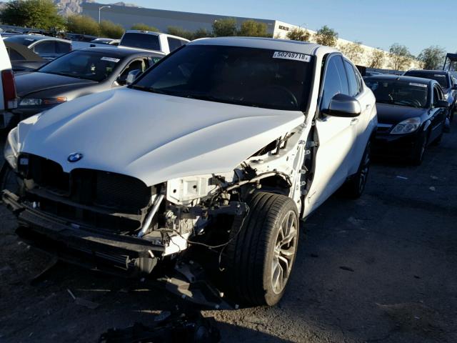 5UXKU2C33H0X47858 - 2017 BMW X6 XDRIVE3 WHITE photo 2