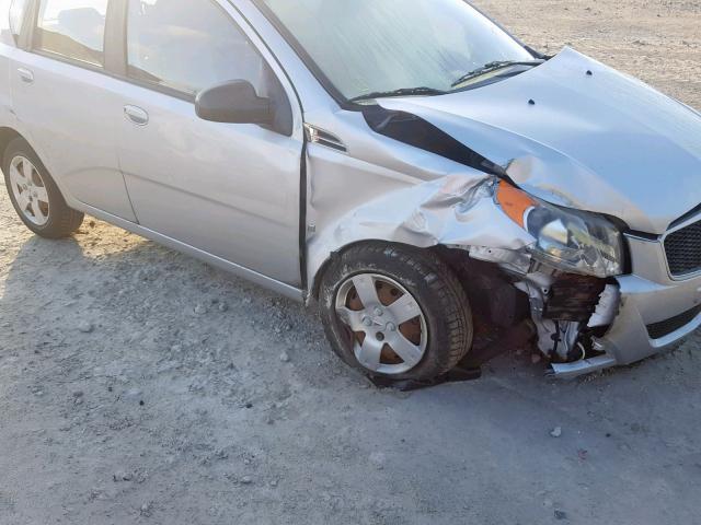 KL2TX65E29B377532 - 2009 PONTIAC G3 WAVE SE SILVER photo 9