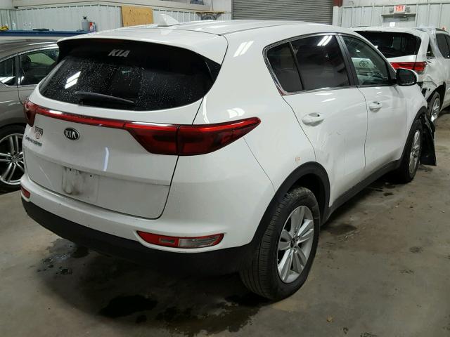 KNDPM3ACXH7209505 - 2017 KIA SPORTAGE L WHITE photo 4