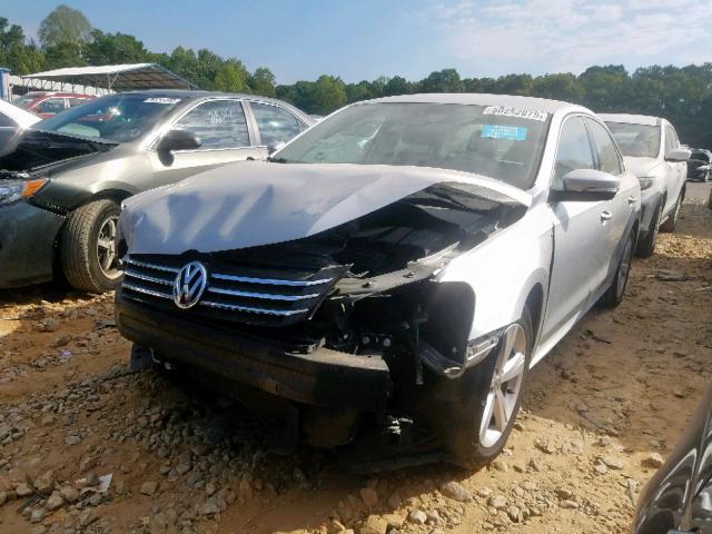 1VWAS7A30EC048164 - 2014 VOLKSWAGEN PASSAT S SILVER photo 2