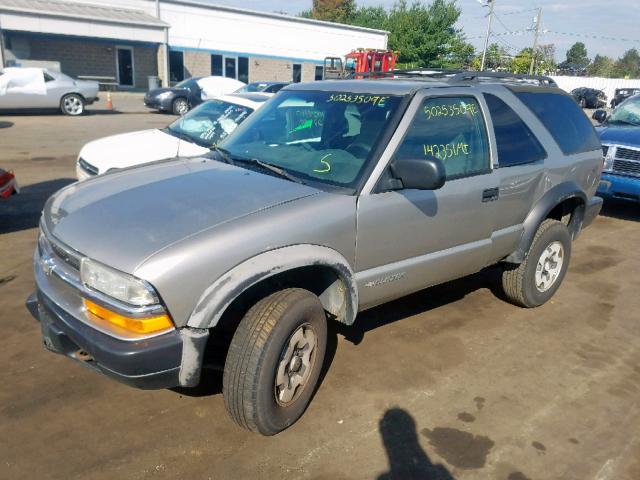 1GNCT18W81K248254 - 2001 CHEVROLET BLAZER TAN photo 2