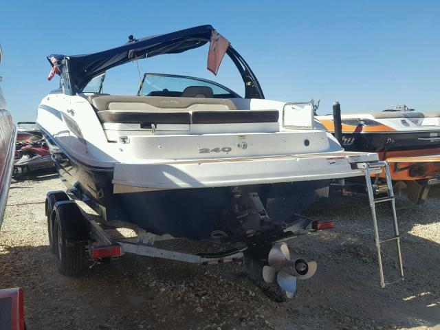 SERV3662F212 - 2012 SEAR BOAT WHITE photo 3