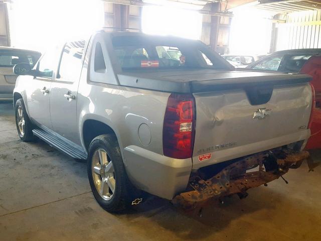 3GNFK12307G177369 - 2007 CHEVROLET AVALANCHE SILVER photo 3