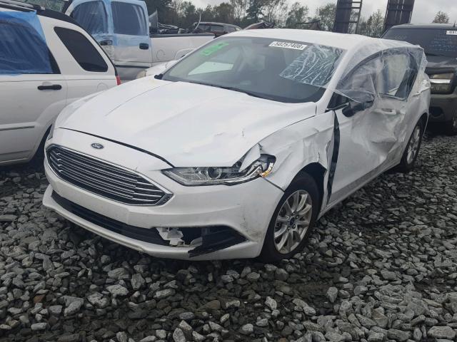 3FA6P0G77JR128820 - 2018 FORD FUSION S WHITE photo 2