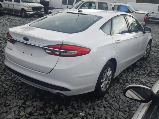 3FA6P0G77JR128820 - 2018 FORD FUSION S WHITE photo 4