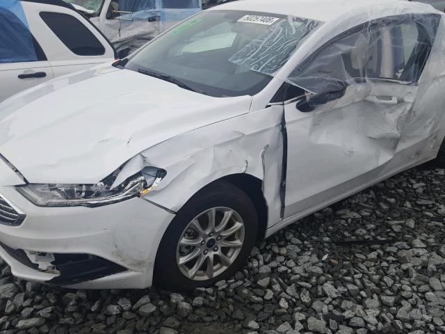 3FA6P0G77JR128820 - 2018 FORD FUSION S WHITE photo 9