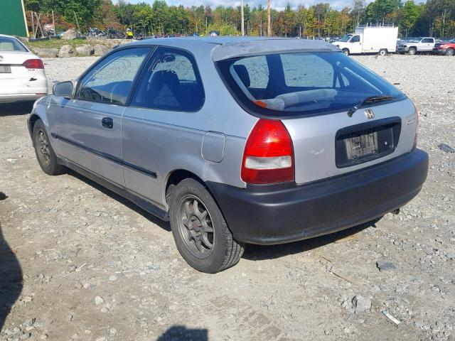 2HGEJ6448XH105749 - 1999 HONDA CIVIC DX SILVER photo 3