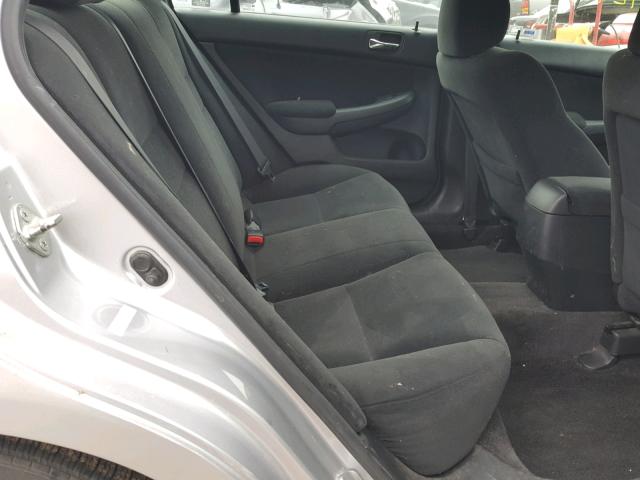 1HGCM56197A047435 - 2007 HONDA ACCORD VAL GRAY photo 6