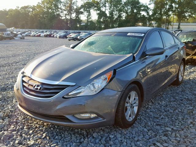 5NPEB4ACXDH685553 - 2013 HYUNDAI SONATA GLS GRAY photo 2