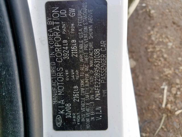 KNAFE221895631038 - 2009 KIA SPECTRA EX WHITE photo 10