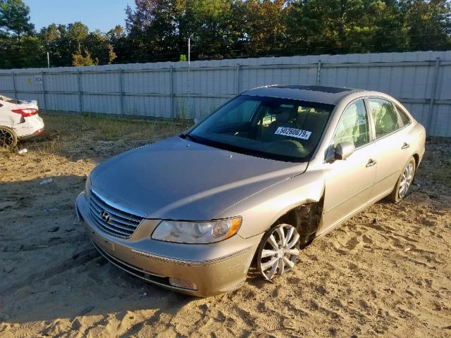 KMHFC46F38A321441 - 2008 HYUNDAI AZERA SE GOLD photo 2