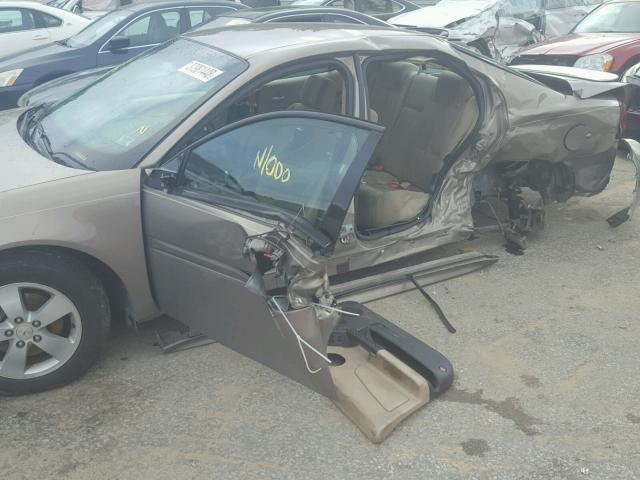 2G2WP582661312012 - 2006 PONTIAC GRAND PRIX 棕色 照片 9