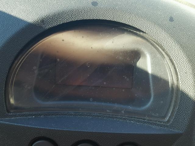 2G2WP522641120773 - 2004 PONTIAC GRAND PRIX SILVER photo 8