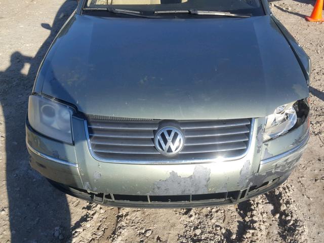 WVWMD63B43P052250 - 2003 VOLKSWAGEN PASSAT GL GREEN photo 7