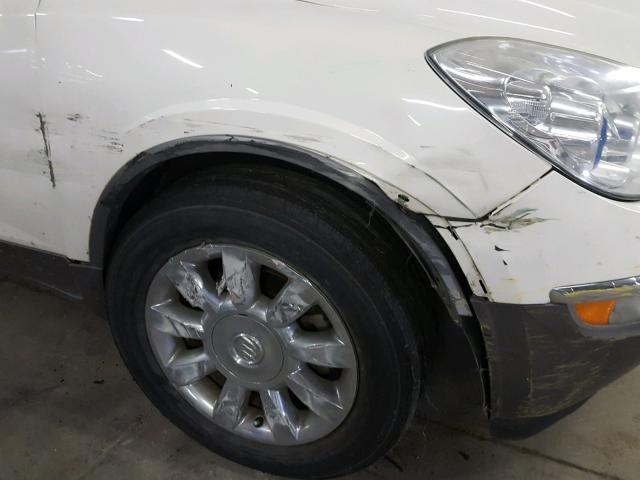 5GAKRBED1BJ417552 - 2011 BUICK ENCLAVE CX WHITE photo 9