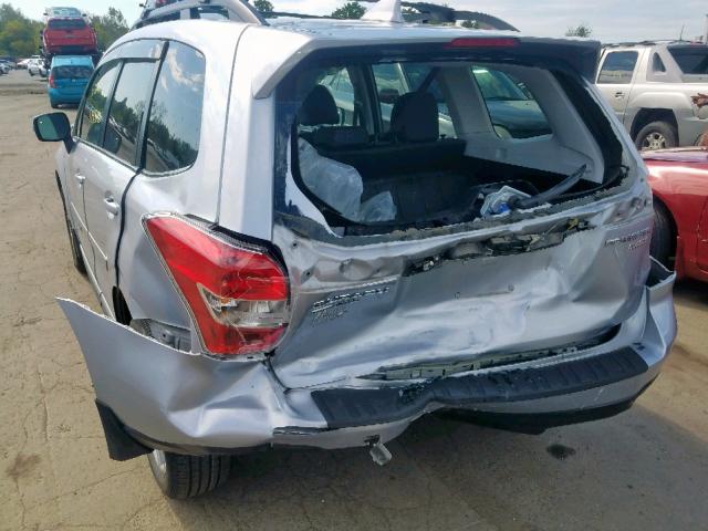 JF2SJAXC3GH461895 - 2016 SUBARU FORESTER 2 SILVER photo 9