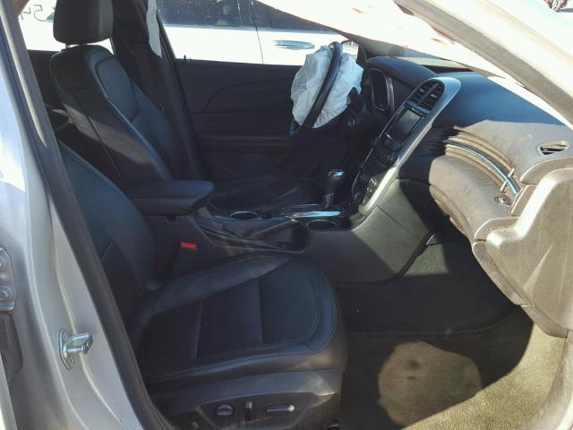 1G11E5SA9GF135745 - 2016 CHEVROLET MALIBU LIM 银色 照片 5