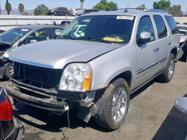 1GKS1EEF4BR133850 - 2011 GMC YUKON DENA SILVER photo 2