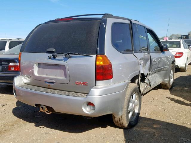 1GKDT13S352380527 - 2005 GMC ENVOY SILVER photo 4