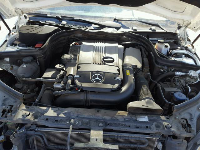 WDDGF4HB3DA764585 - 2013 MERCEDES-BENZ C 250 WHITE photo 7