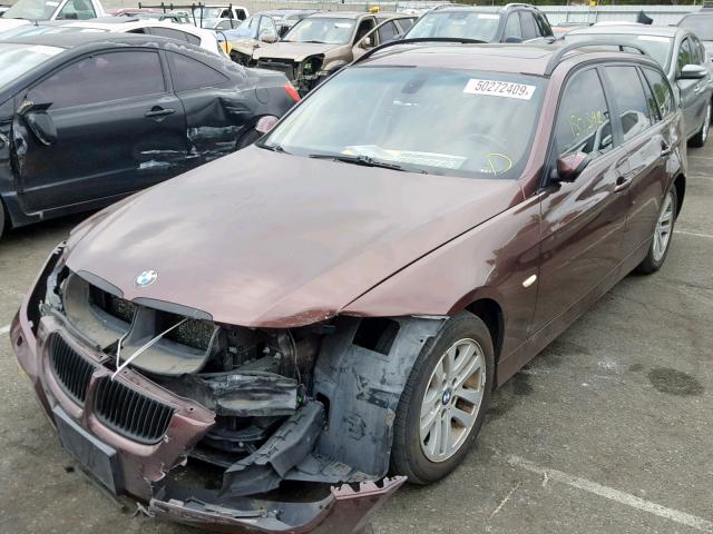 WBAVT13506KW22974 - 2006 BMW 325 XIT MAROON photo 2