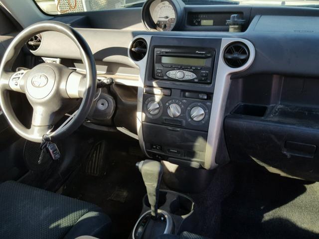 JTLKT324X64117382 - 2006 TOYOTA SCION XB Марун фото 9