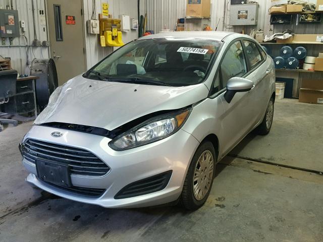 3FADP4AJ7EM154078 - 2014 FORD FIESTA S SILVER photo 2