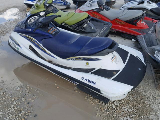 YAMA3701E404 - 2004 YAMAHA WAVERUNNER PURPLE photo 3