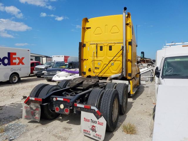 1FUJGLDR1CSBD2470 - 2012 FREIGHTLINER CASCADIA 1 YELLOW photo 3