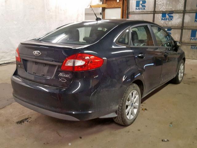 3FADP4BJ0DM103700 - 2013 FORD FIESTA SE BLACK photo 4