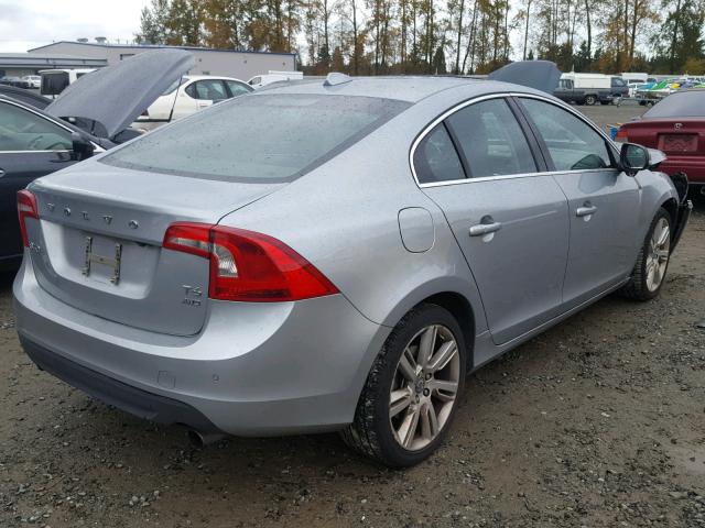 YV1902FH0D2202485 - 2013 VOLVO S60 T6 SILVER photo 4
