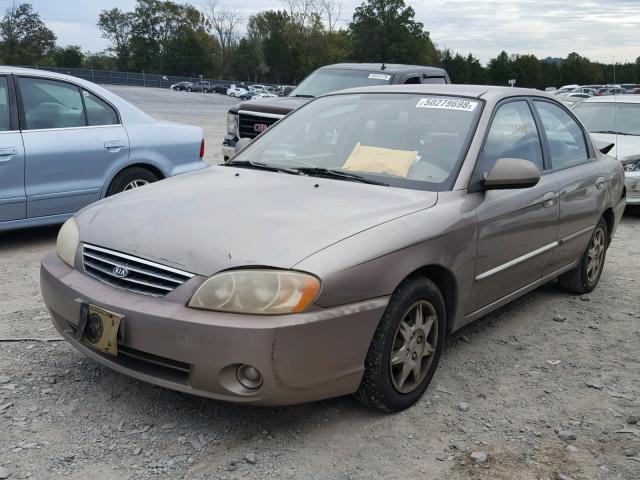 KNAFB121925154404 - 2002 KIA SPECTRA BA TAN photo 2