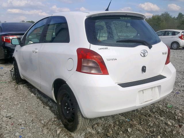 JTDJT923685215047 - 2008 TOYOTA YARIS WHITE photo 3