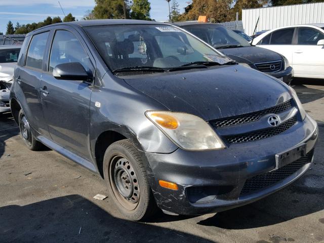 JTKKT624560135897 - 2006 TOYOTA SCION XA GRAY photo 1