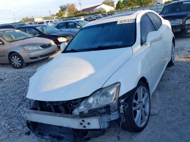 JTHBK262065001165 - 2006 LEXUS IS 250 WHITE photo 2