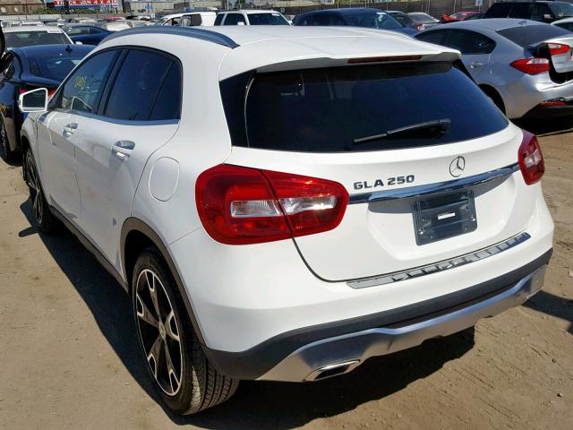 WDCTG4EB8KU000716 - 2019 MERCEDES-BENZ GLA 250 WHITE photo 3