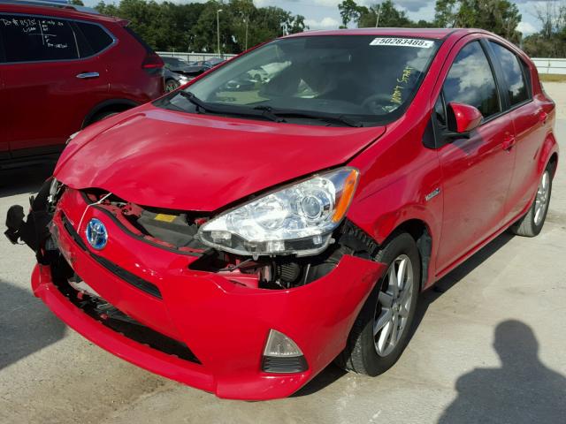 JTDKDTB34D1556415 - 2013 TOYOTA PRIUS C RED photo 2