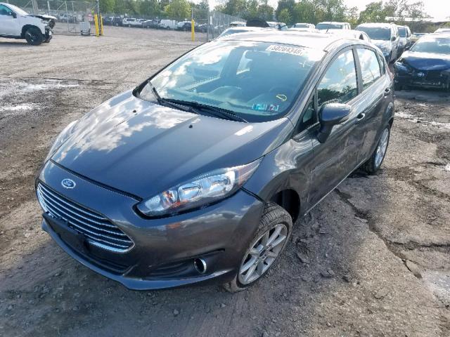 3FADP4EJ5FM140708 - 2015 FORD FIESTA SE GRAY photo 2