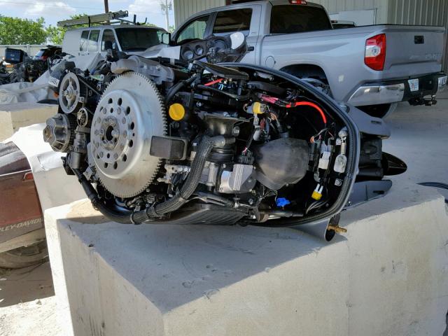 1005462 - 2019 YAMAHA MARINE LOT CHARCOAL photo 4