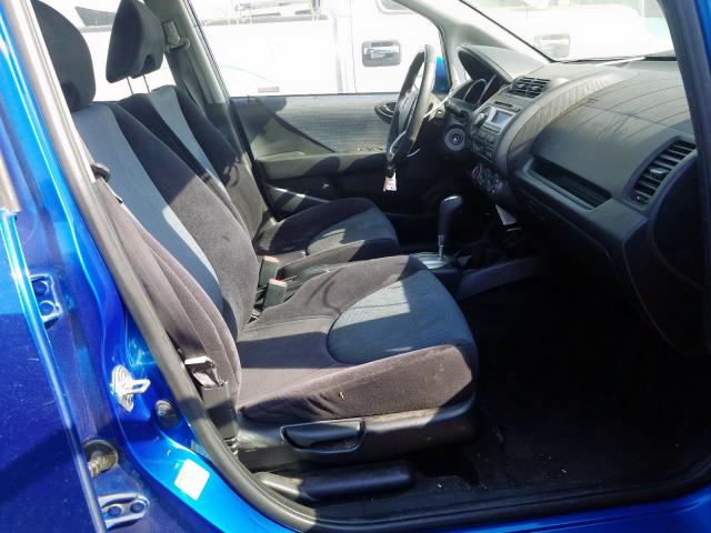 JHMGD38648S039167 - 2008 HONDA FIT SPORT BLUE photo 5