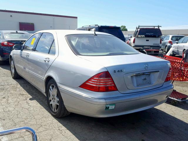 WDBNG70J63A359854 - 2003 MERCEDES-BENZ S 430 SILVER photo 3