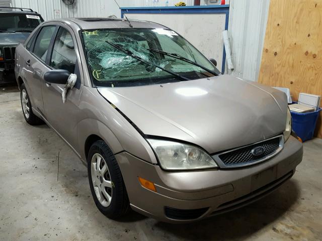 1FAFP34N15W241119 - 2005 FORD FOCUS ZX4 TAN photo 1