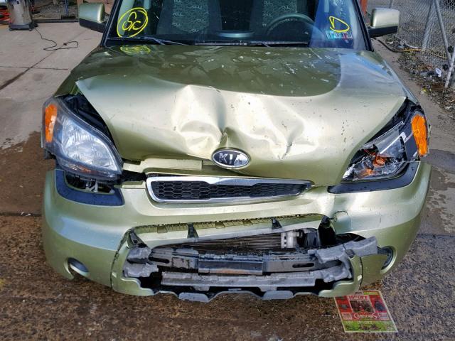 KNDJT2A26A7188877 - 2010 KIA SOUL + GREEN photo 7