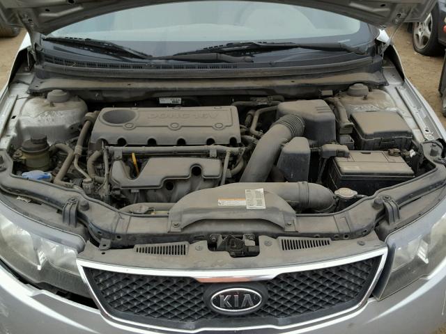 KNAFU4A29A5051259 - 2010 KIA FORTE EX SILVER photo 7