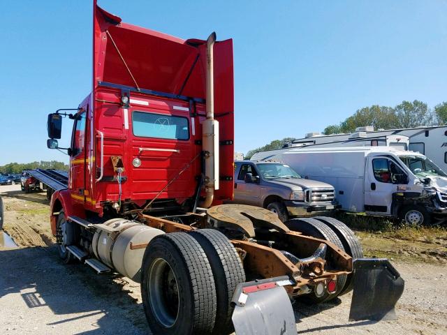 4V4M19GH36N399517 - 2006 VOLVO VN VNM RED photo 3