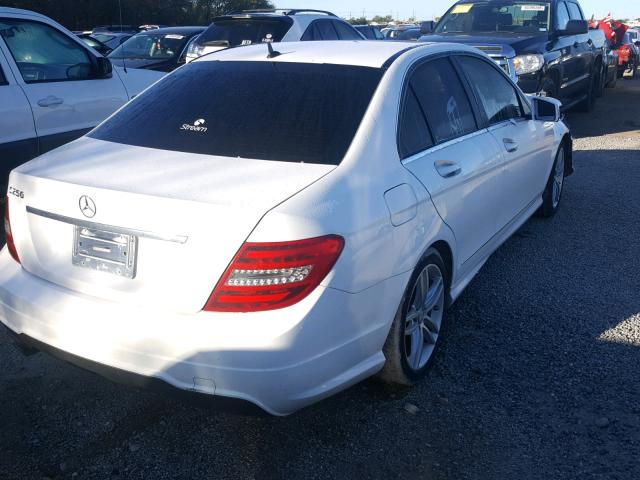 WDDGF4HB0DR296655 - 2013 MERCEDES-BENZ C 250 WHITE photo 4