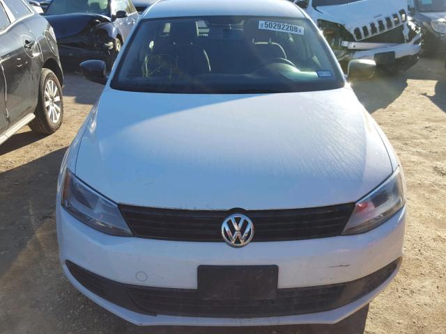 3VW1K7AJ6EM412469 - 2014 VOLKSWAGEN JETTA BASE WHITE photo 9